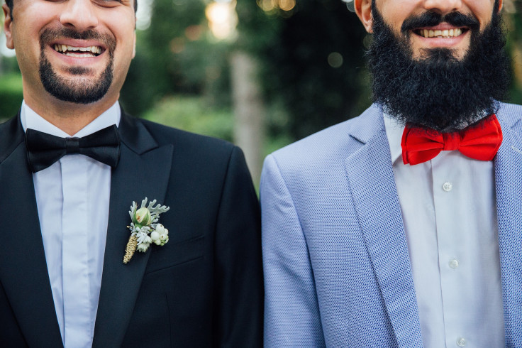 personas hombres macho traje boda corbata