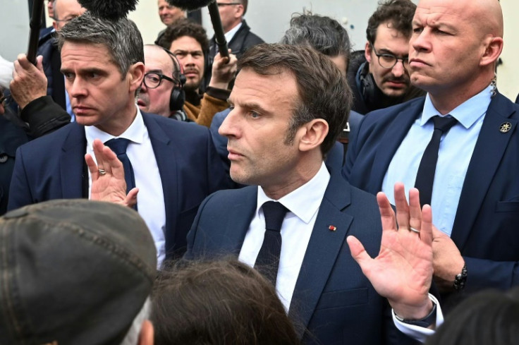 Macron había sido animado por partidarios en el gobierno y su partido gobernante a salir y reunirse con los franceses.