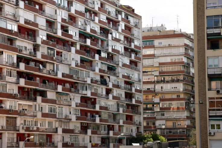 El aumento de los alquileres ha provocado un amargo debate en un país traumatizado por el colapso de su sector inmobiliario tras la crisis financiera de 2008.