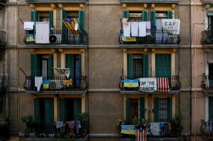 El anteproyecto de ley propone introducir topes de alquiler en zonas de alta demanda, como el barrio de la Barceloneta en Barcelona