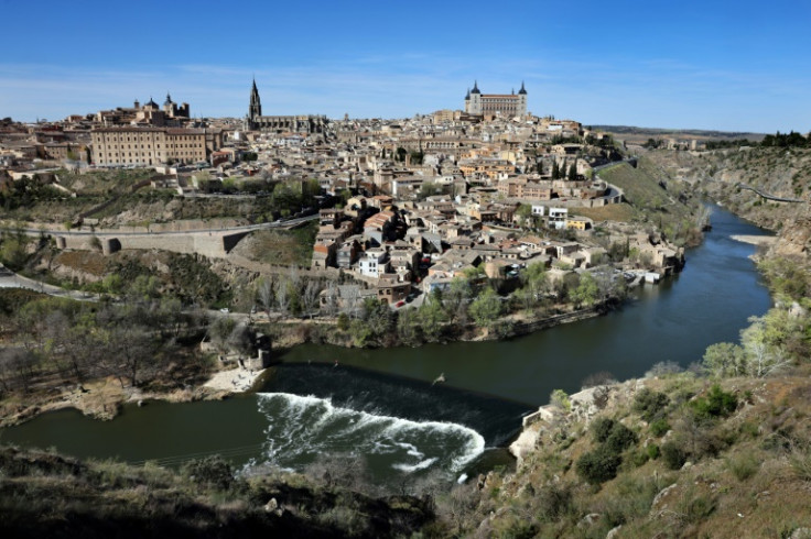 El derecho a extraer agua de las aguas del Tajo, que cruza a Portugal antes de desembocar en el Atlántico, se ha convertido en una patata caliente política.