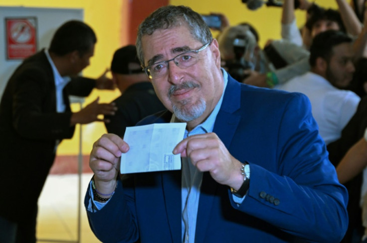 Bernardo Arévalo ganó las elecciones presidenciales el domingo con un 59 por ciento, superando a su rival Sandra Torres, que quedó en segundo lugar con un 36 por ciento.