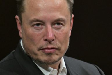 Elon Musk ha abogado por confiar en las 'notas comunitarias' publicadas por los usuarios de X, antes conocido como Twitter, para señalar cuando la información es falsa.